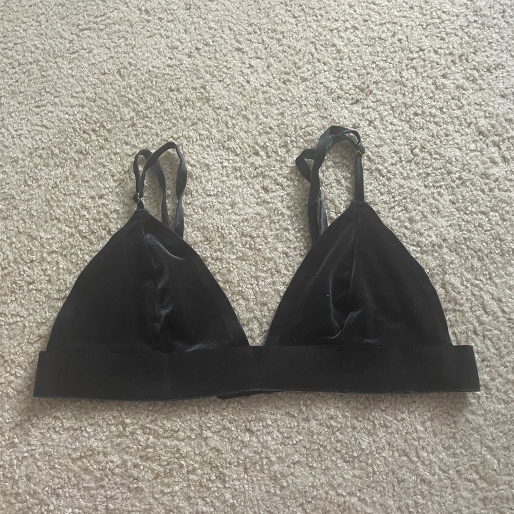 Urban Outfitter Velvet Bralette